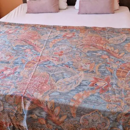 Aпартамент с две спални, кухня и хол Apartment