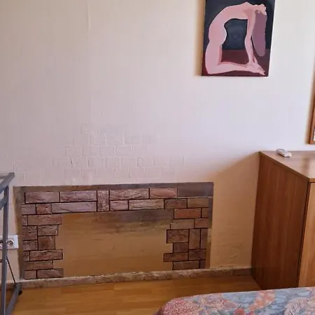 Apartment Aпартамент с две спални, кухня и хол